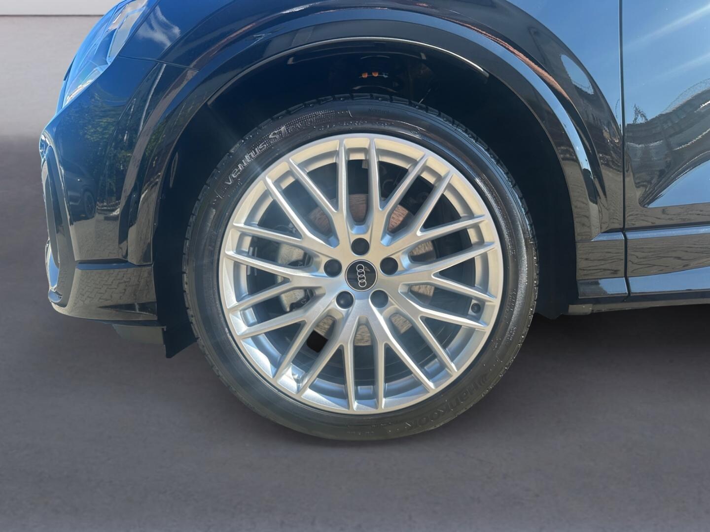 Bild über Audi Q2 S line 35 TFSI S tronic - für weitere Informationen kontaktieren Sie den Audi Partner