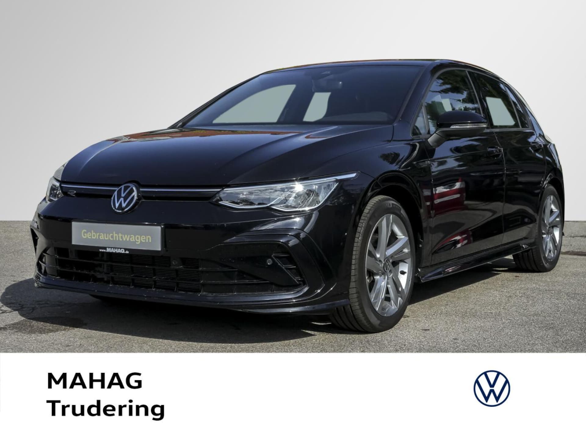 Volkswagen Golf 2023 — Golf VIII 1.5 eTSI R-Line LED Navi ParkPilot App DSG