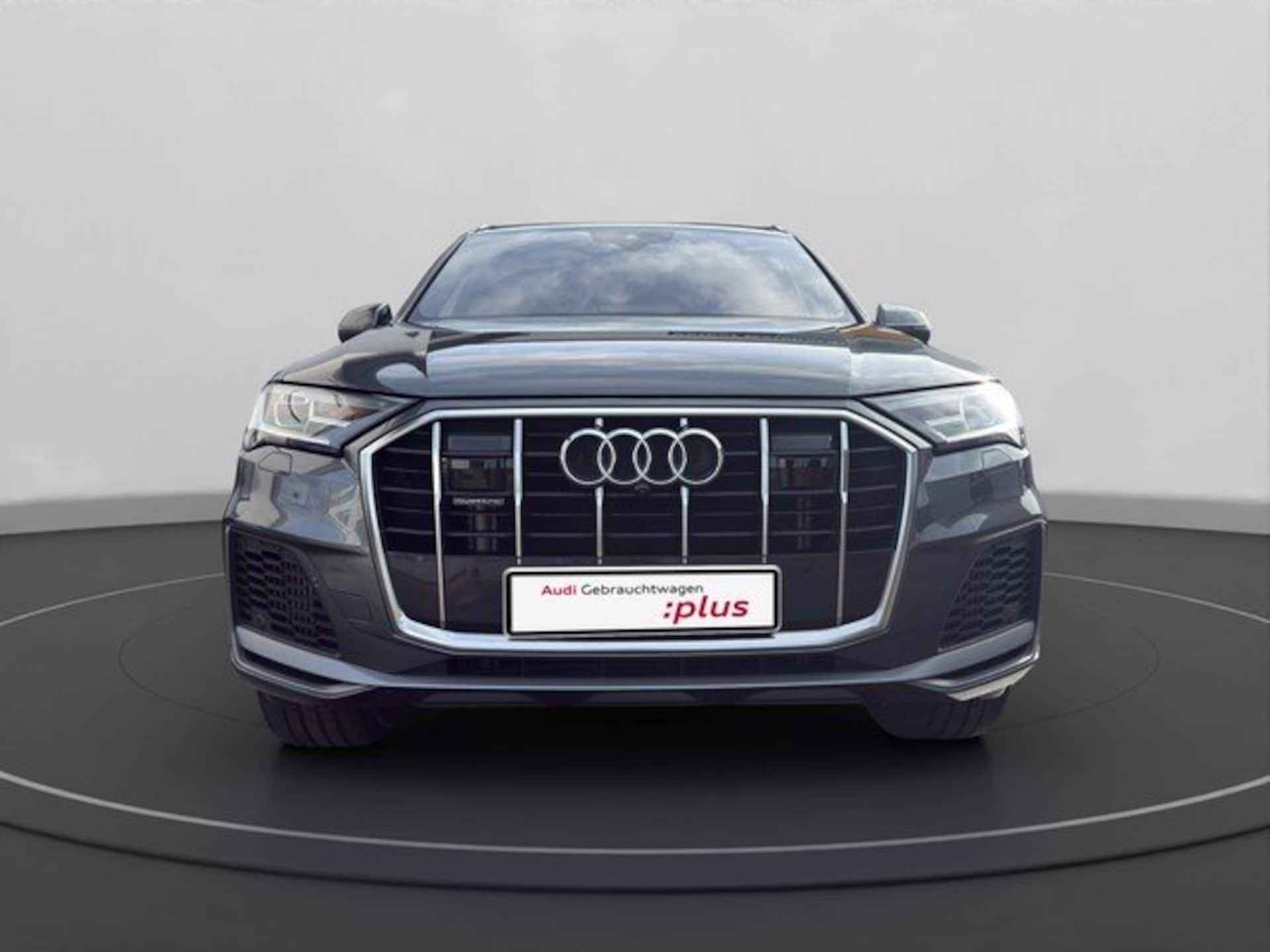 Audi Q7 SUV TFSI e S line