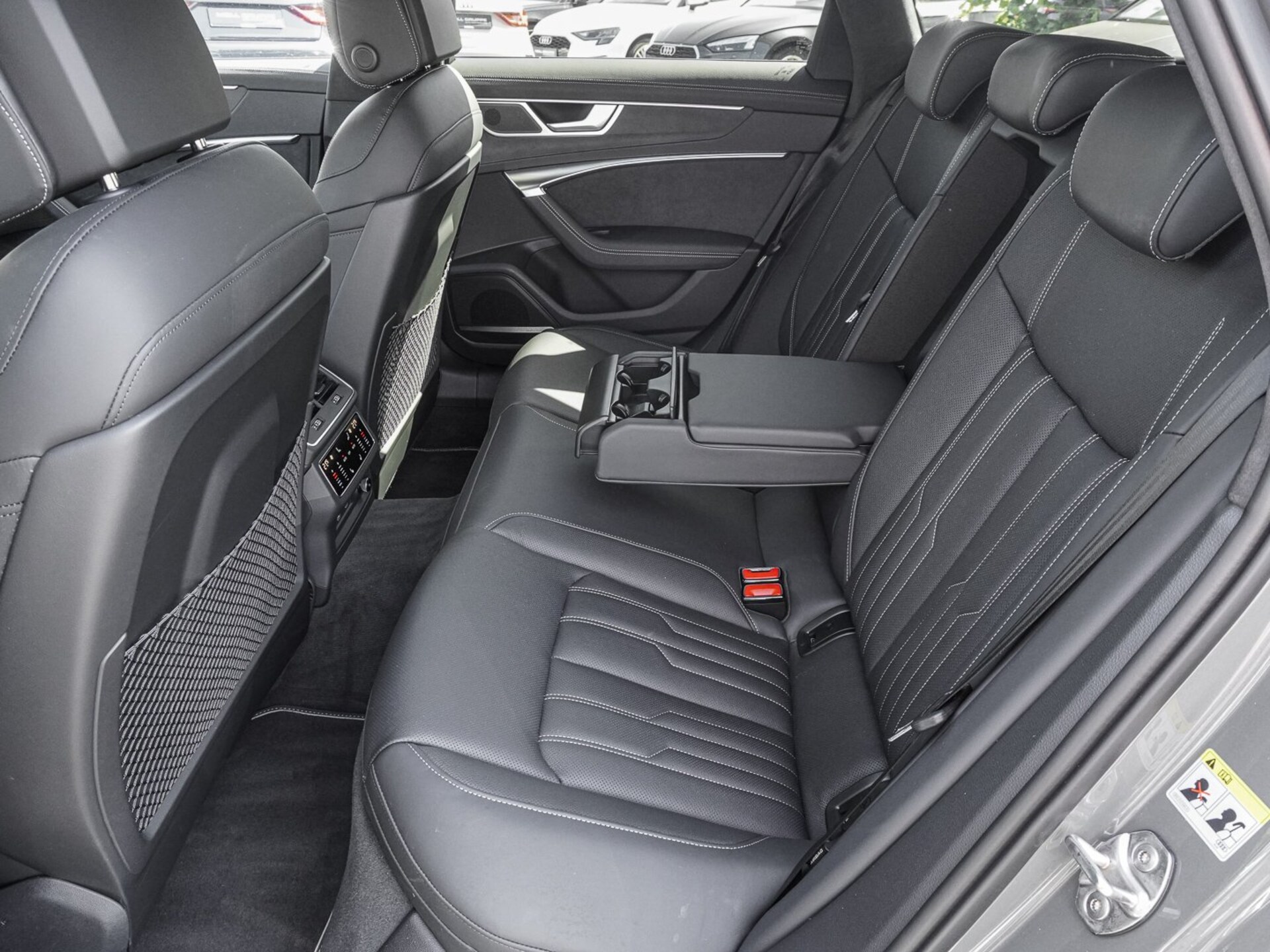 Audi S6 Avant