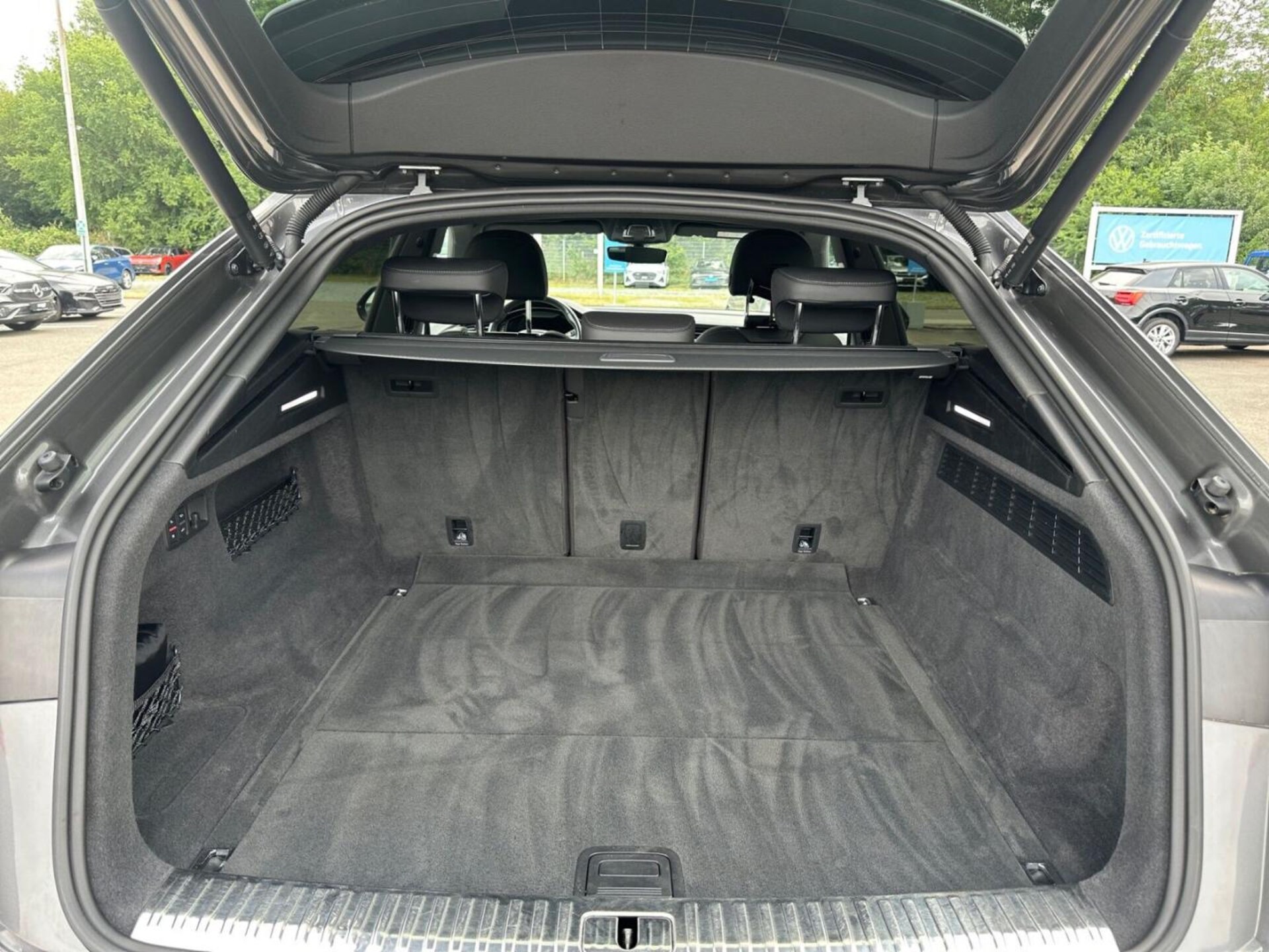 Audi Q8 SUV