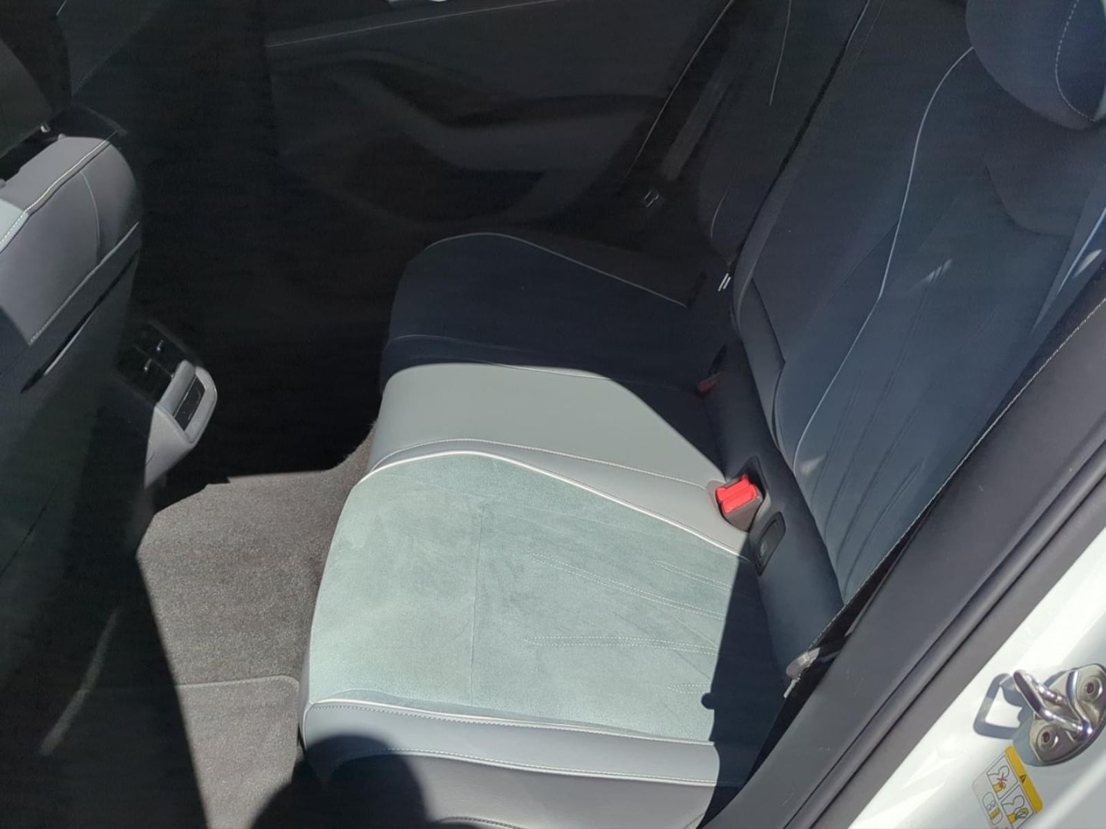 Volkswagen Passat – Bild 3