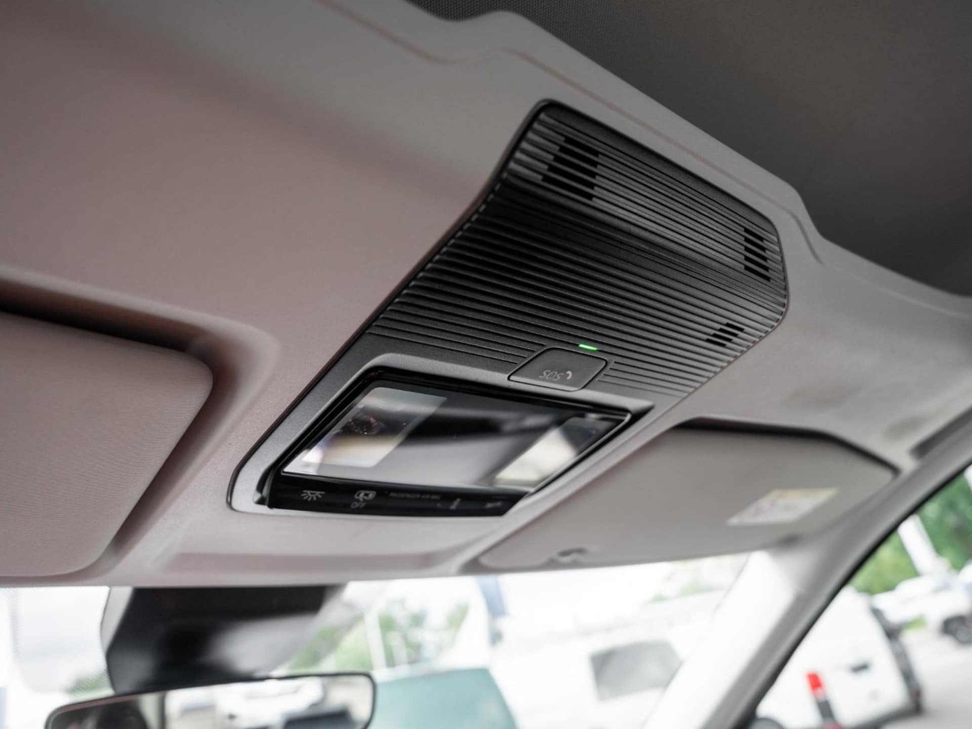 Volkswagen Caddy California