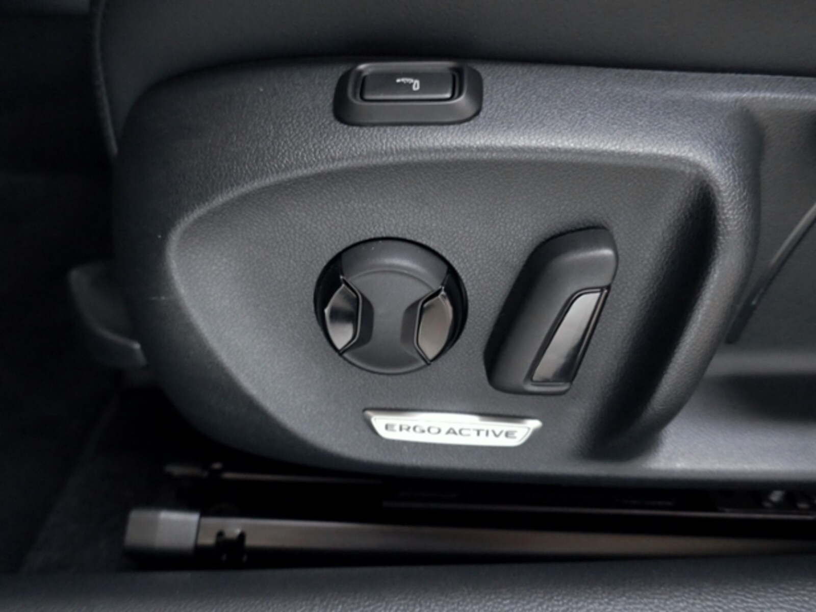 Volkswagen Passat – Bild 8
