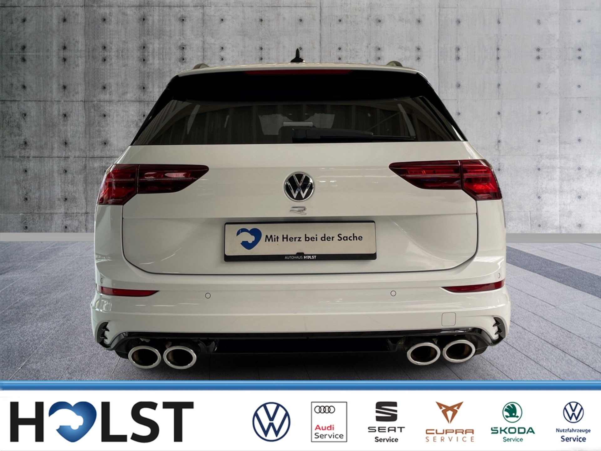 Volkswagen Golf Variant R