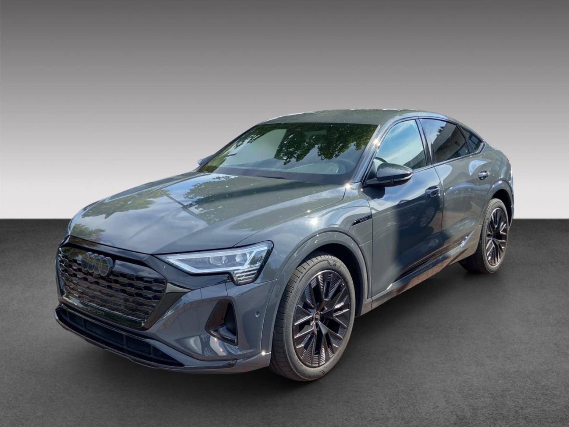 Audi Q8 Sportback e-tron Advanced