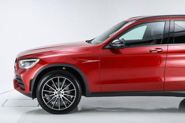 2021 Mercedes-Benz GLC 300