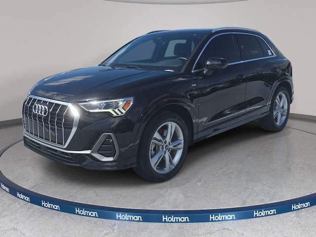 2022 Audi Q3