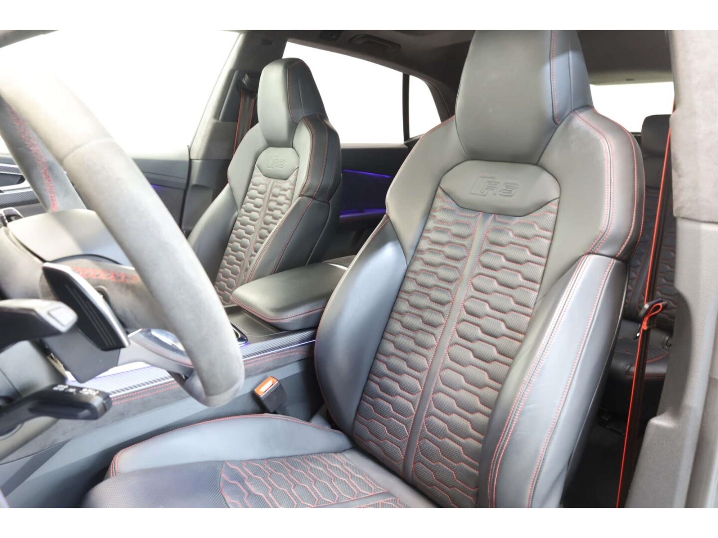 Image about Audi RS Q8 TFSI quattro tiptronic
