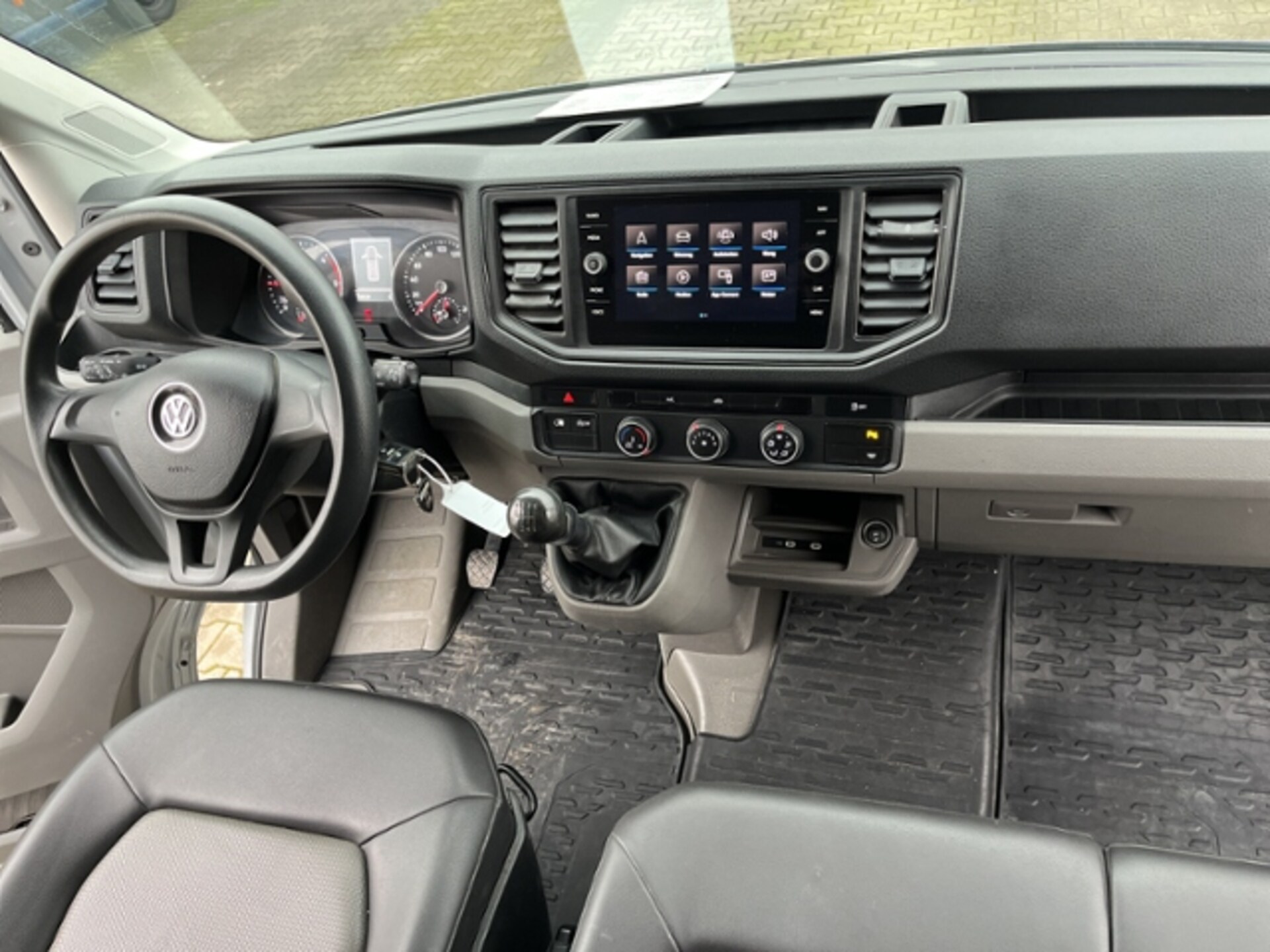 Volkswagen Crafter Kasten langer Radstand