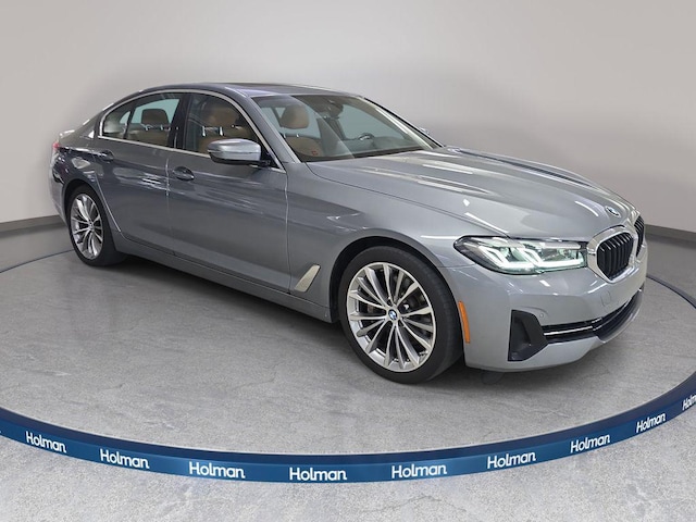 2023 BMW 530