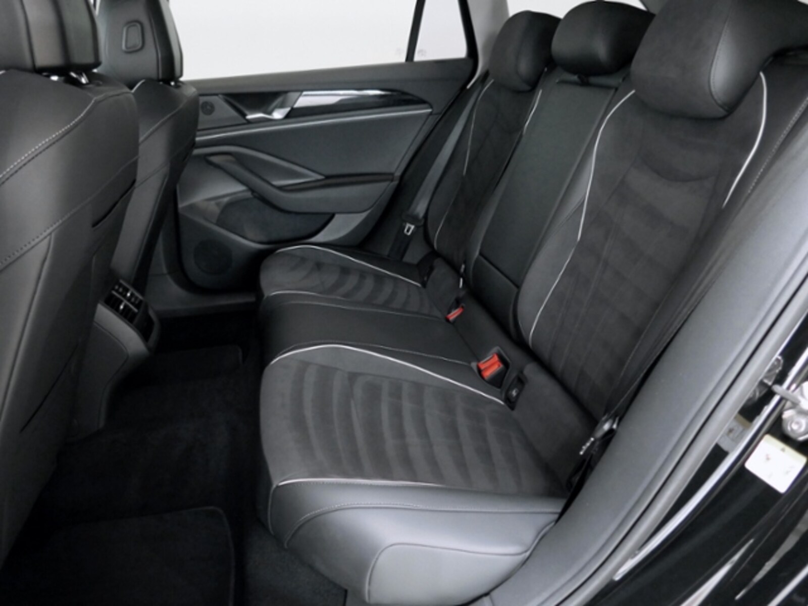 Volkswagen Passat – Bild 9