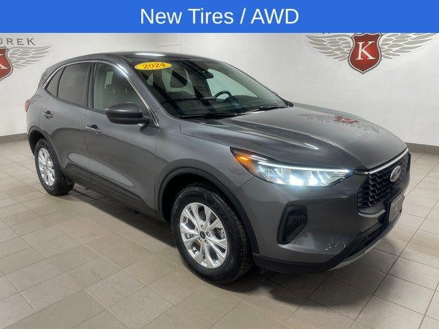 Photo of 2024 Ford Escape 