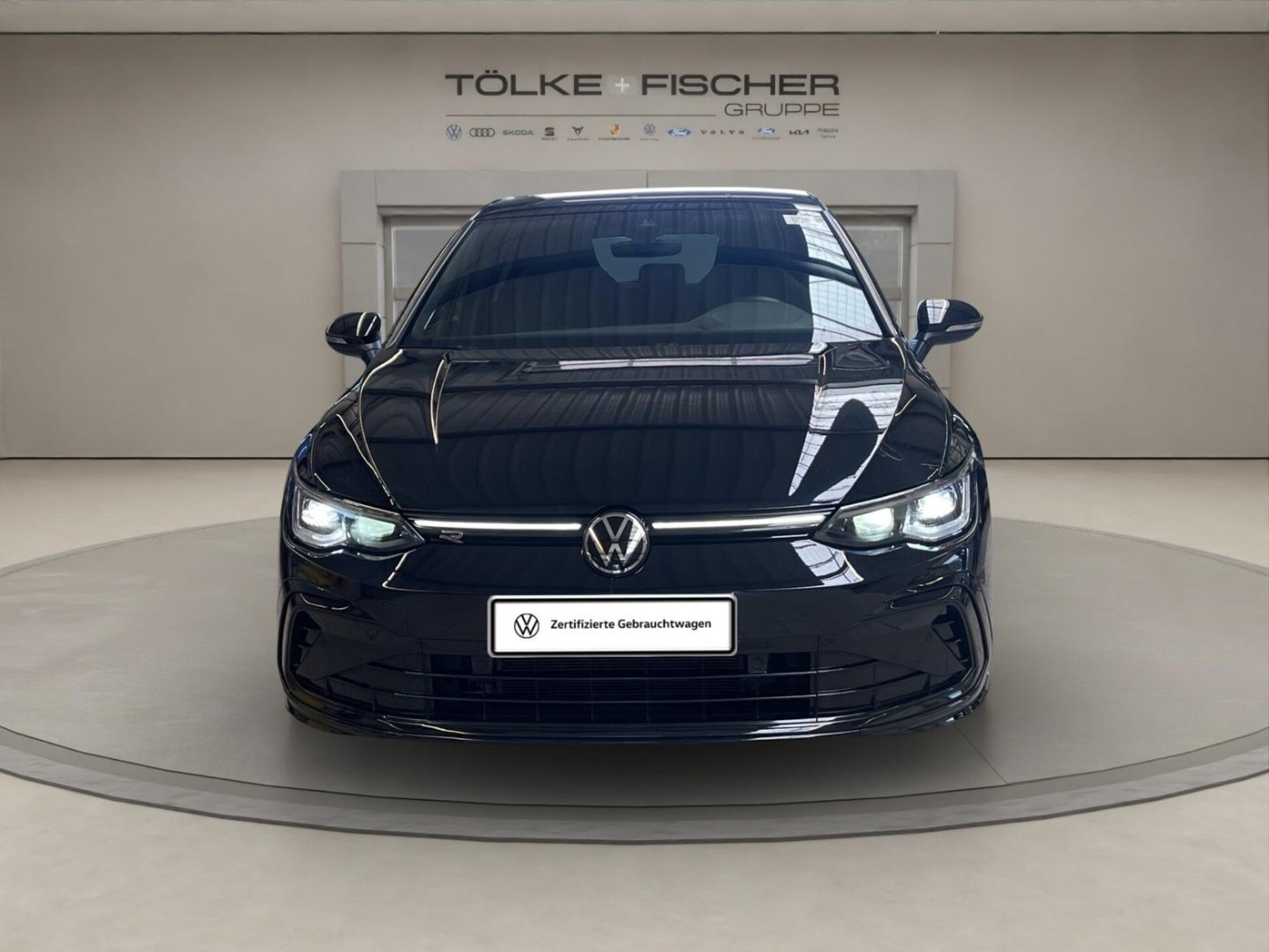 Volkswagen Golf R-Line