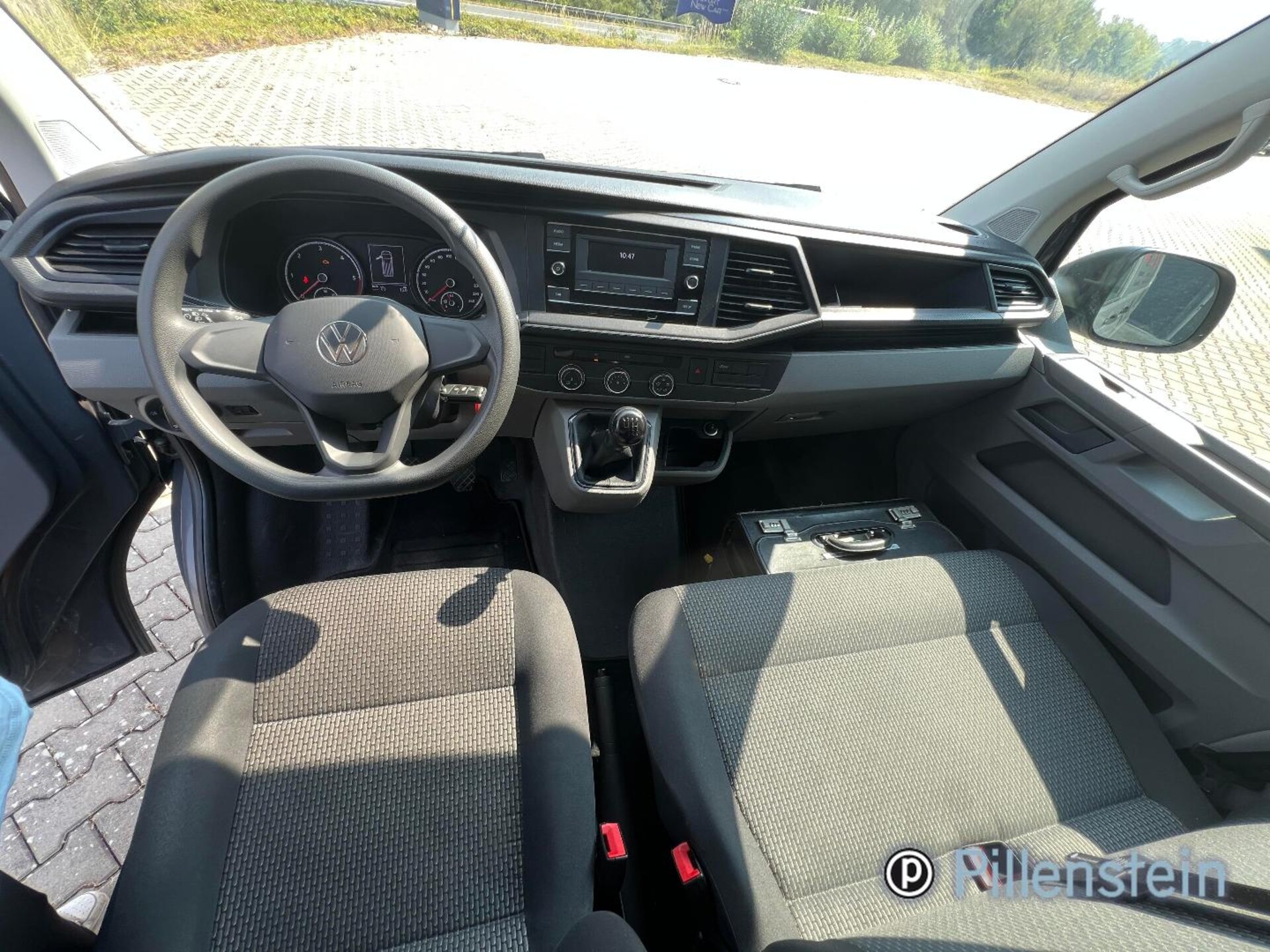 Volkswagen T6.1 Transporter Kasten langer Radstand