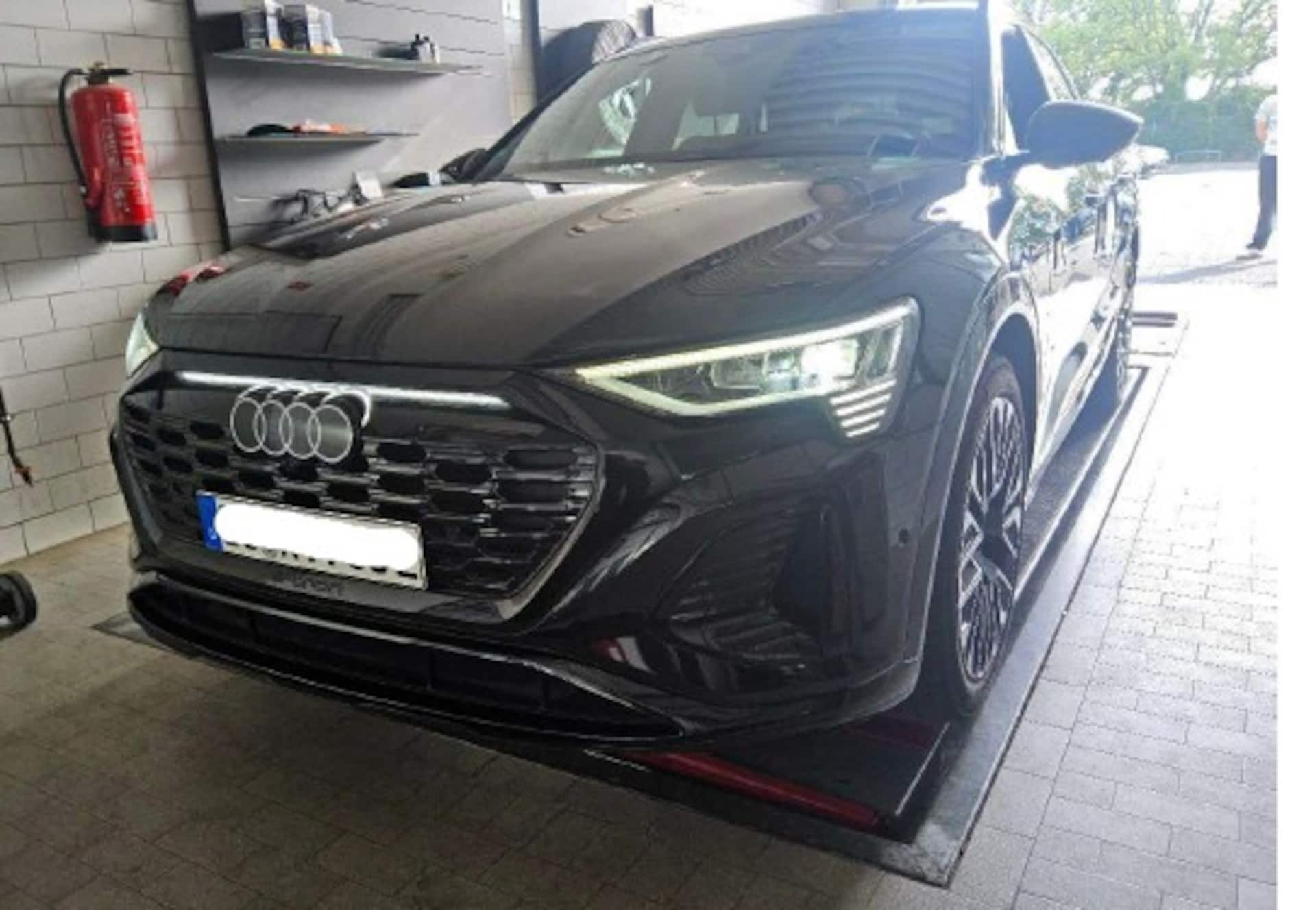 Audi Q8 e-tron S line