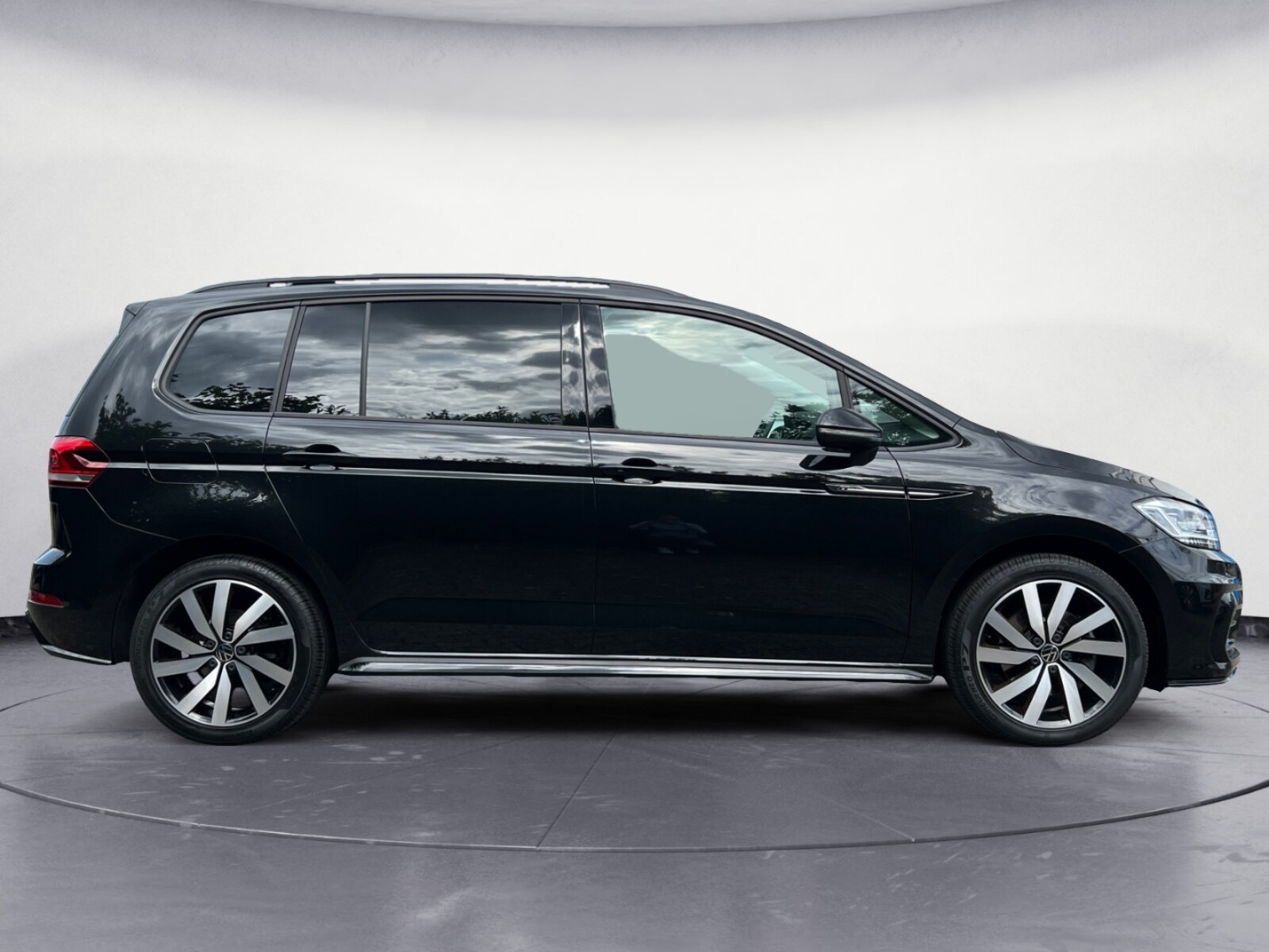 Volkswagen Touran – Bild 6