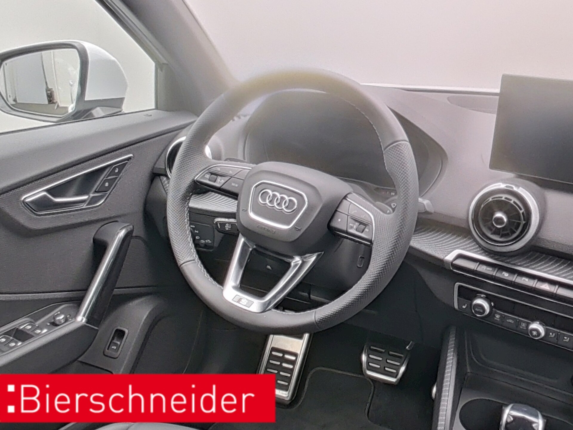 Audi Q2 S line