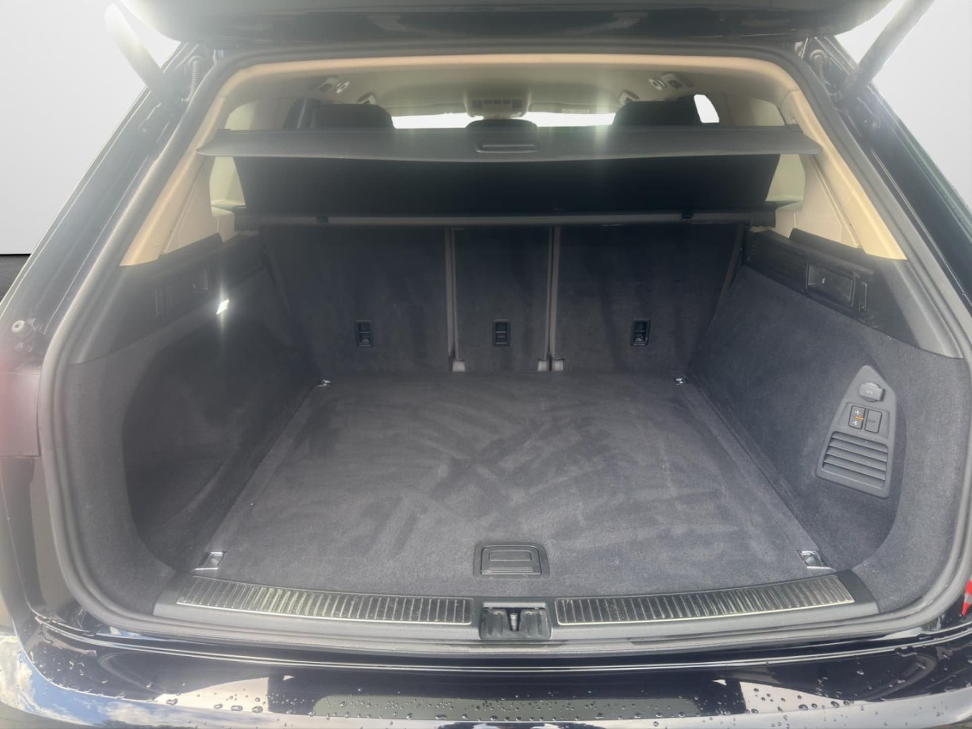 Volkswagen Touareg Atmosphere