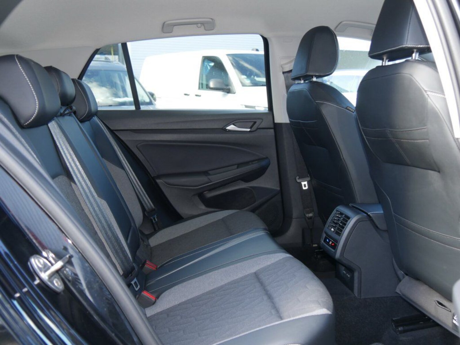 Volkswagen Golf – Bild 6