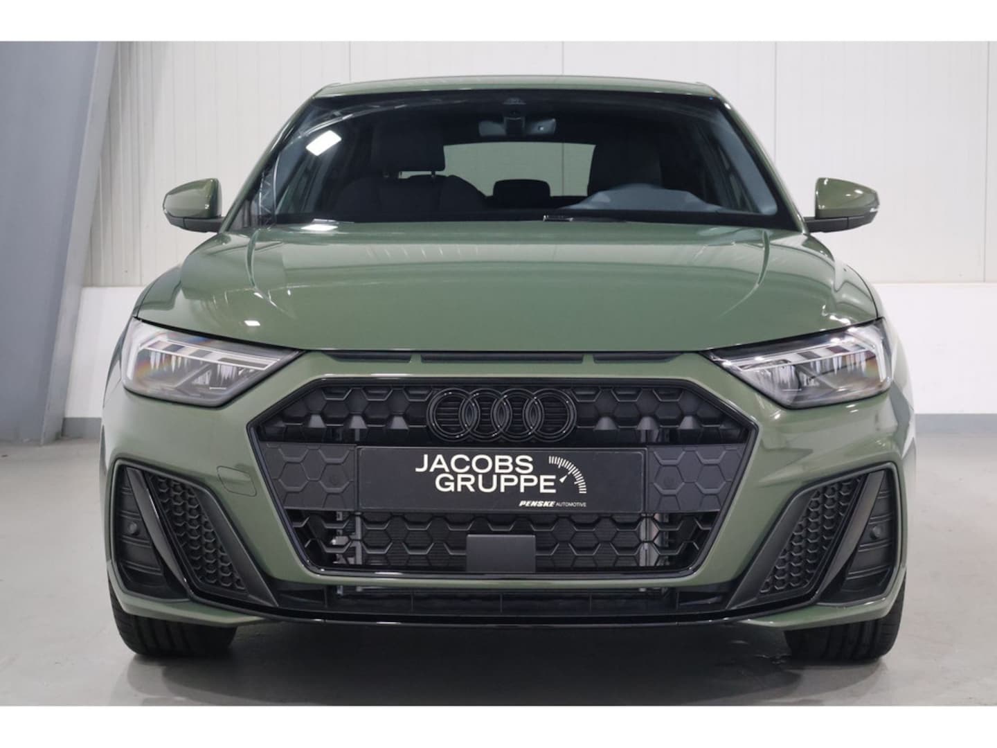 Bild über Audi A1 Sportback S line 35 TFSI S tronic - für weitere Informationen kontaktieren Sie den Audi Partner