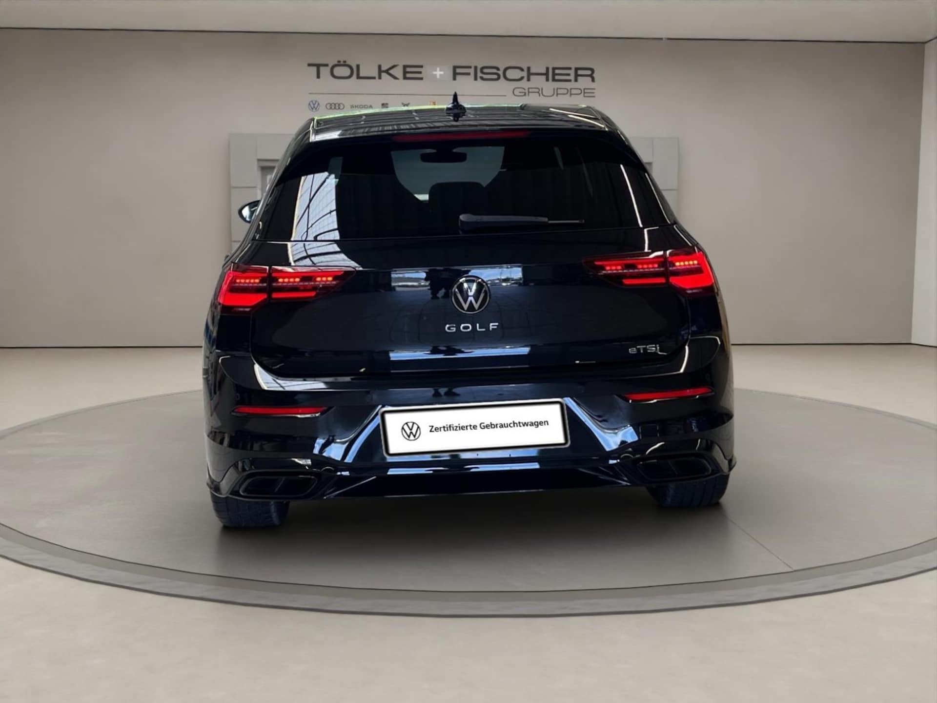 Volkswagen Golf R-Line