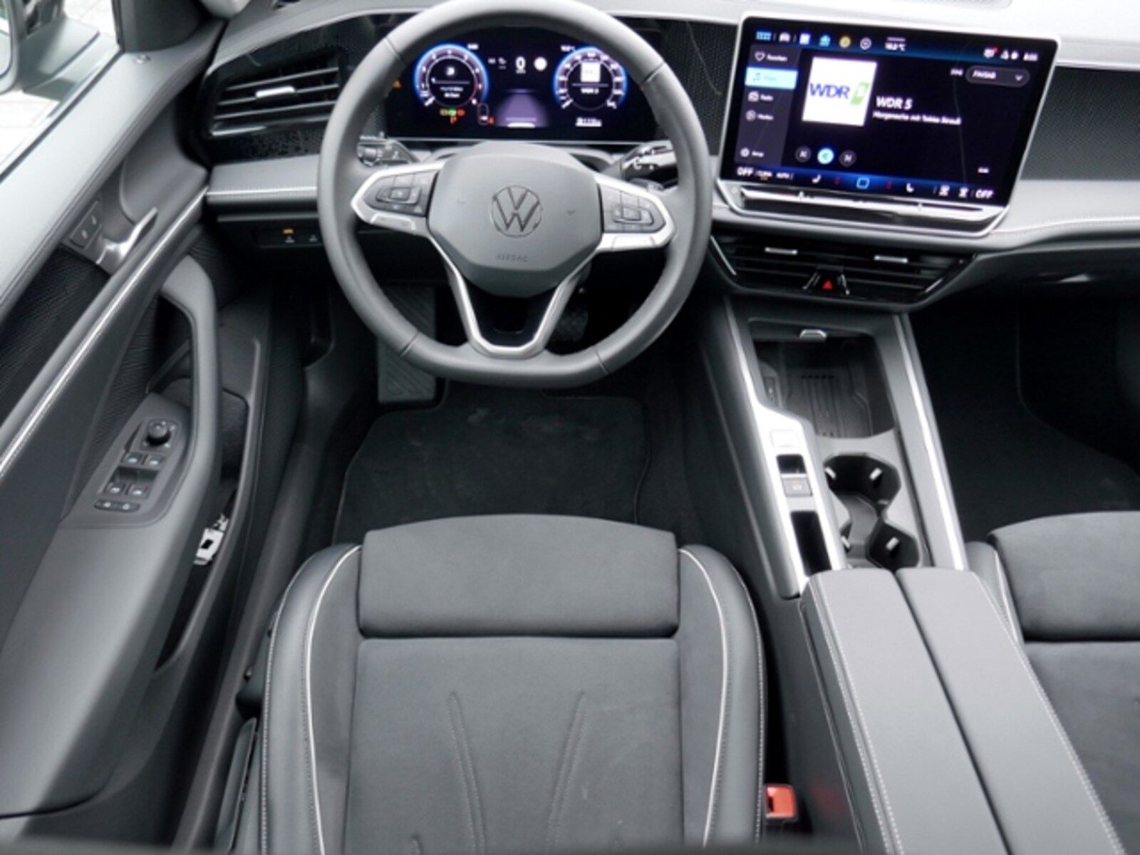 Volkswagen Passat – Bild 11