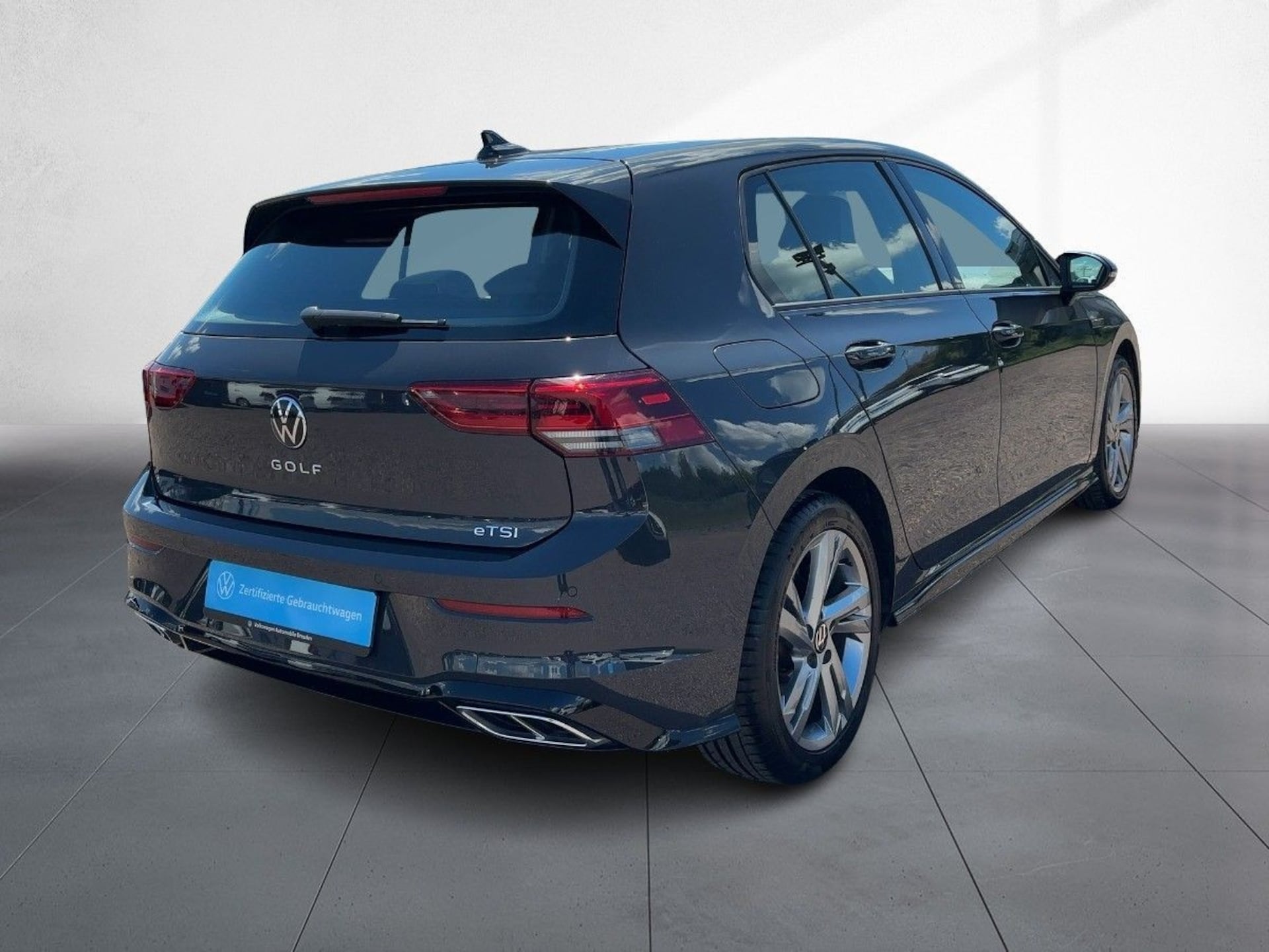 Volkswagen Golf R-Line