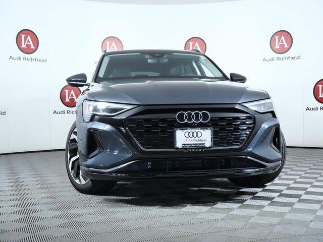 2024 Audi Q8 e-tron