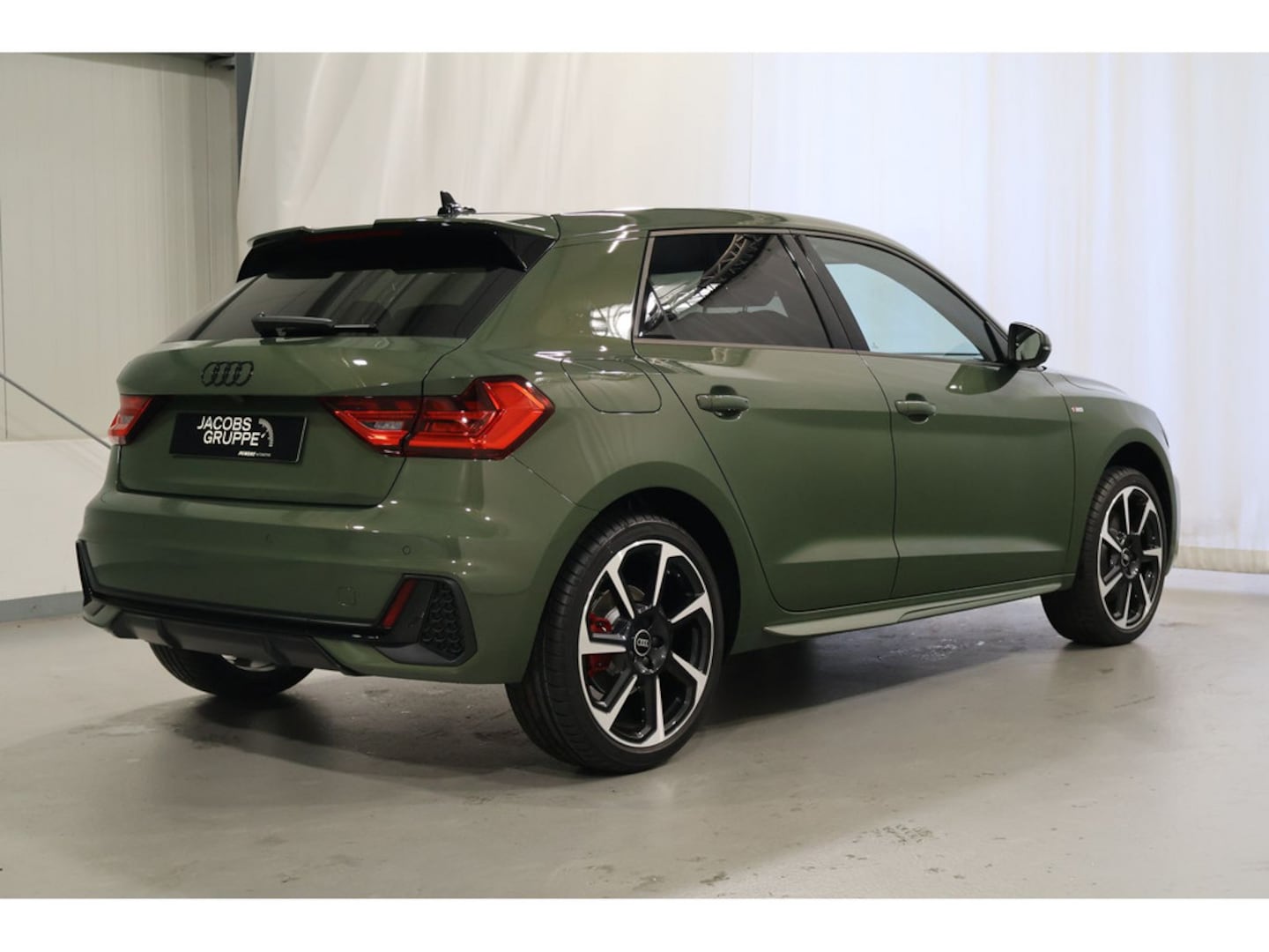 Bild über Audi A1 Sportback S line 35 TFSI S tronic - für weitere Informationen kontaktieren Sie den Audi Partner