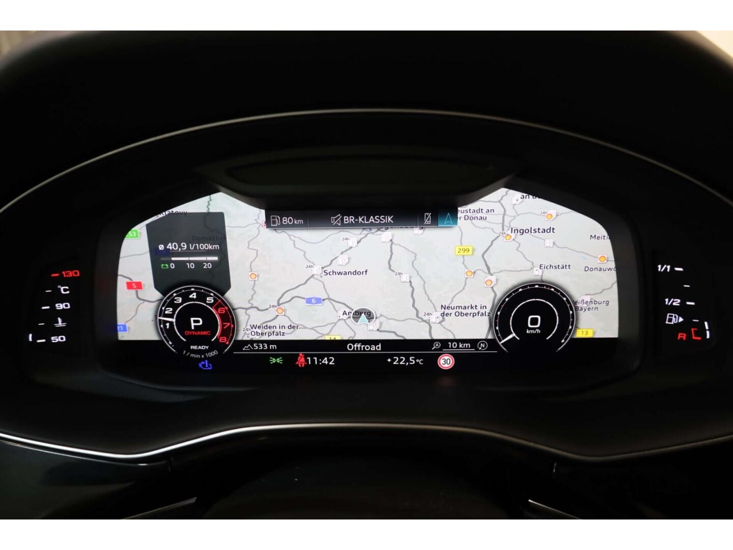 Image about Audi RS Q8 TFSI quattro tiptronic