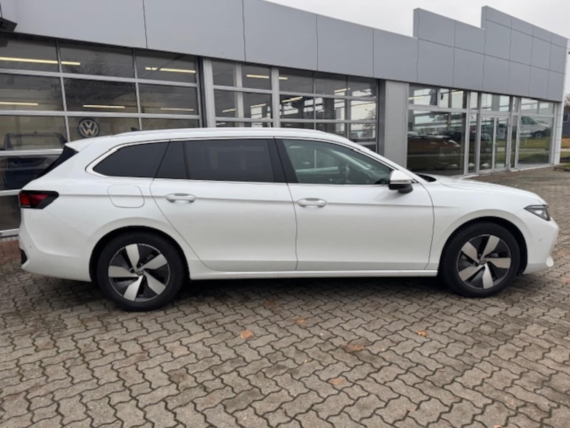 Volkswagen Passat Business