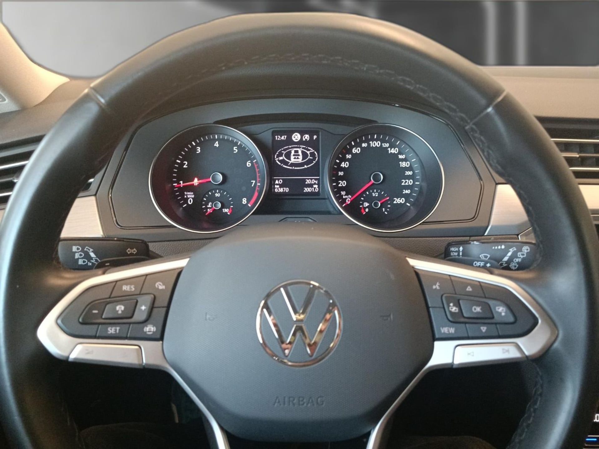Volkswagen Passat Variant Basis-Modell