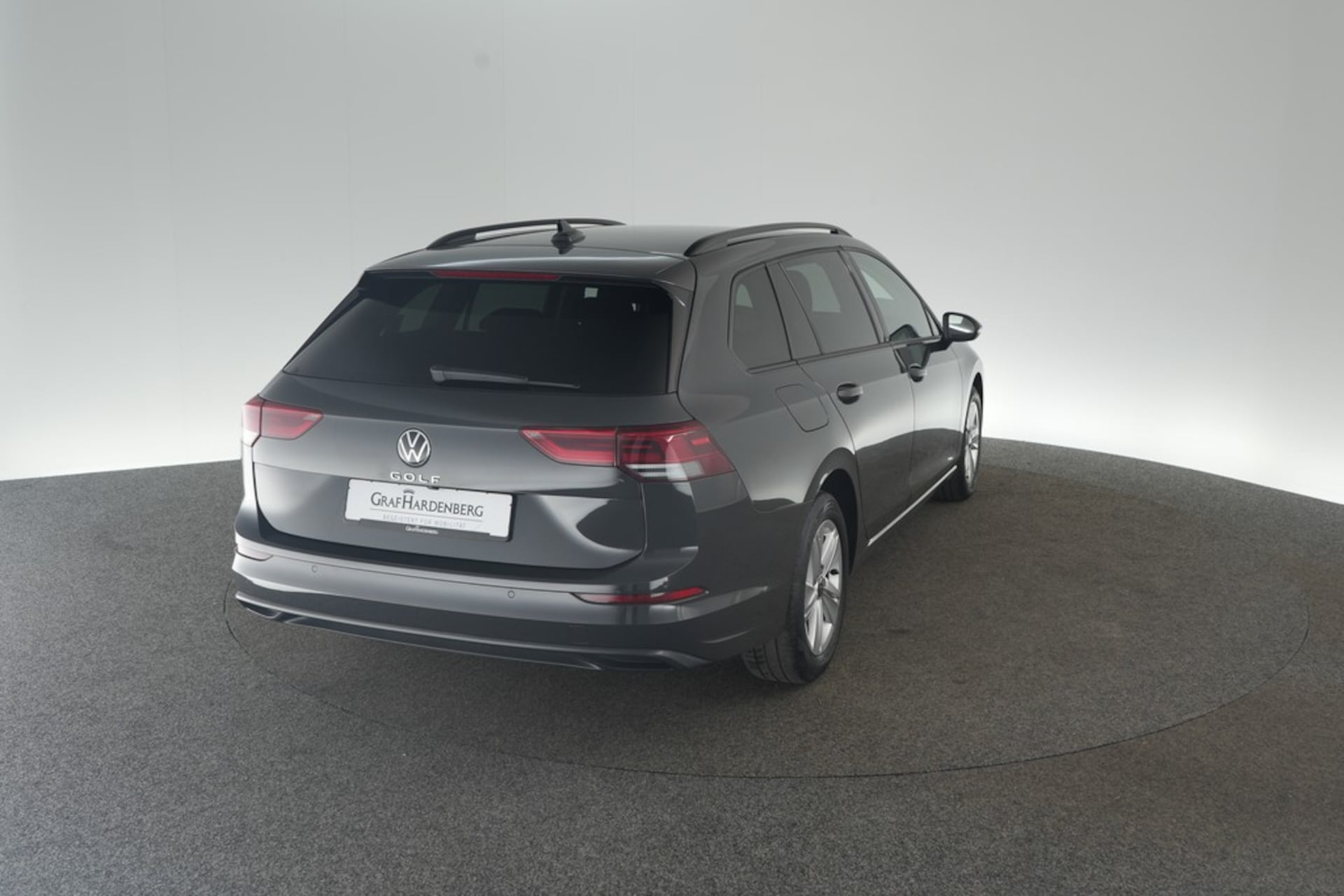 Volkswagen Golf Variant Life