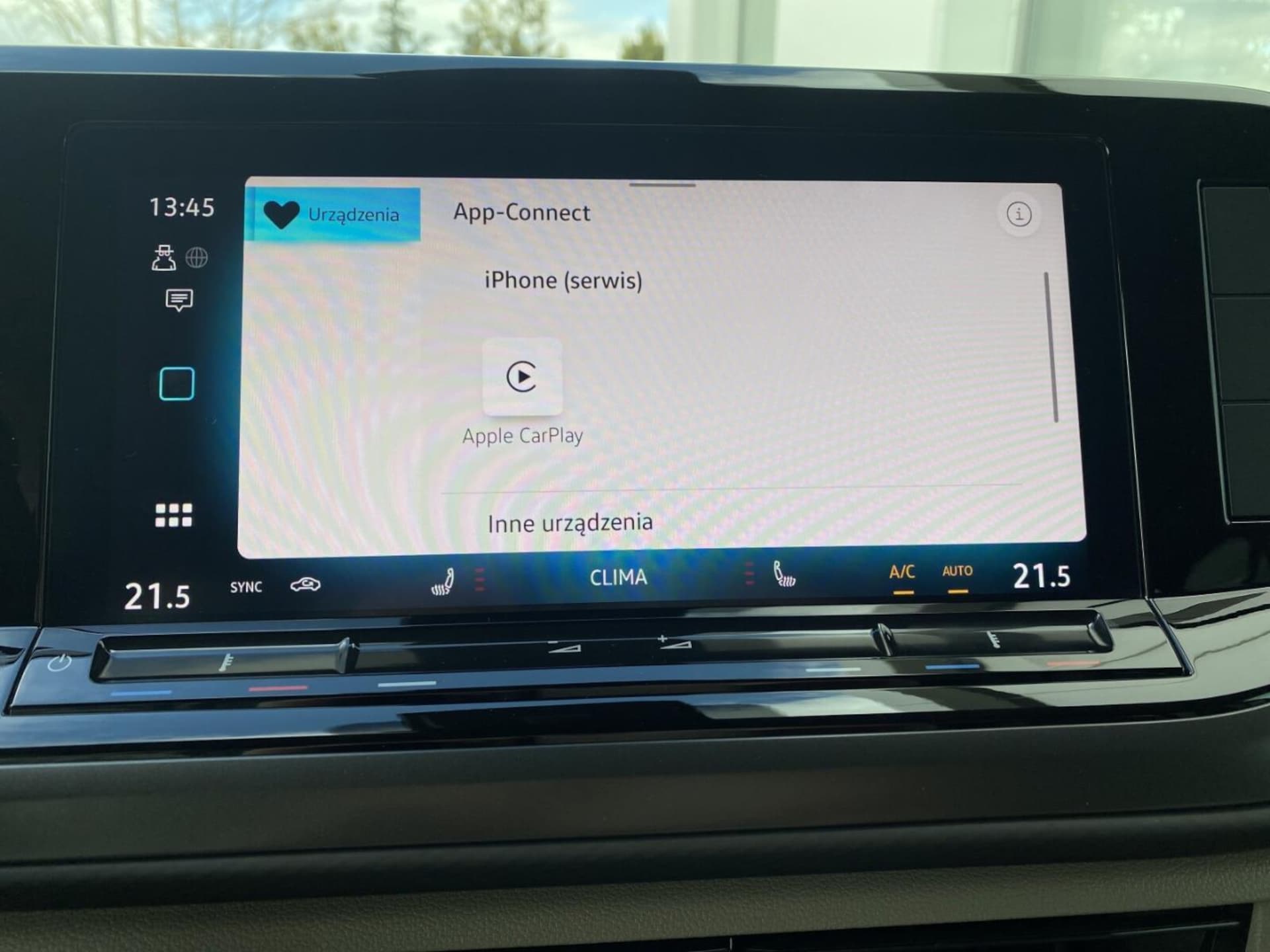 Volkswagen Multivan długi rozstaw osi Model bazowy