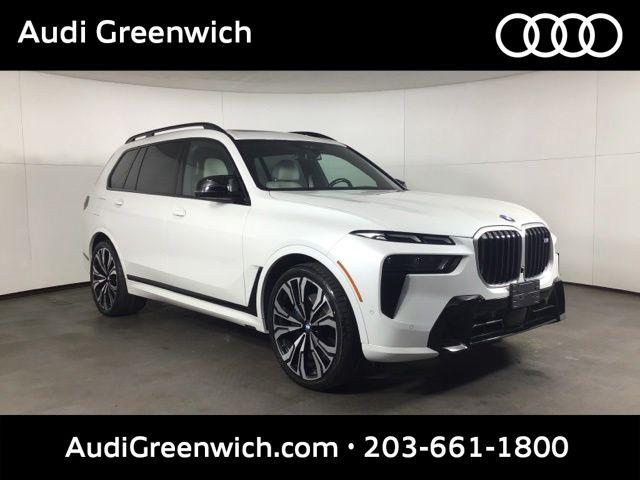 2024 BMW X7 M60i's photo