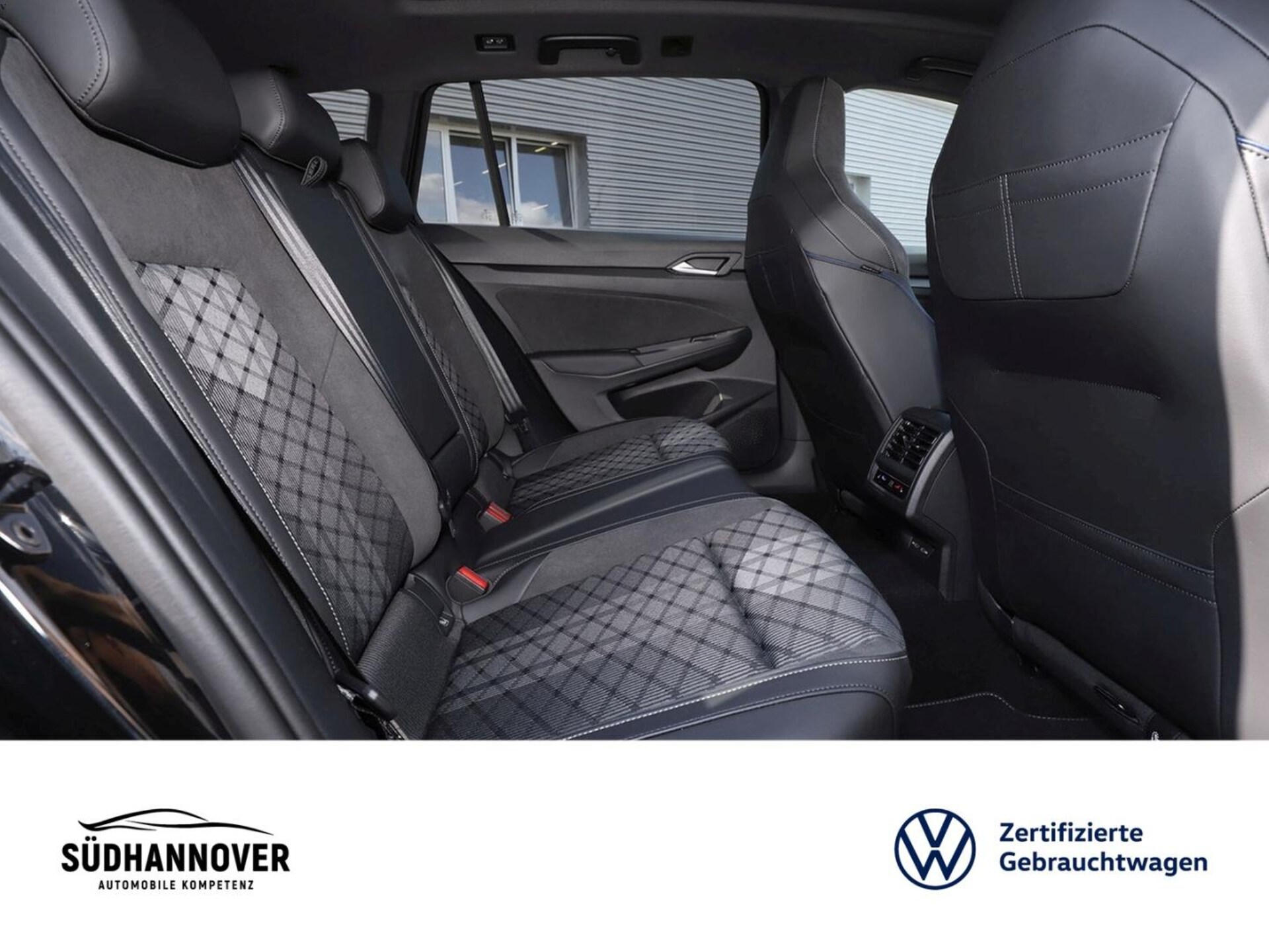 Volkswagen Golf Variant R-Line