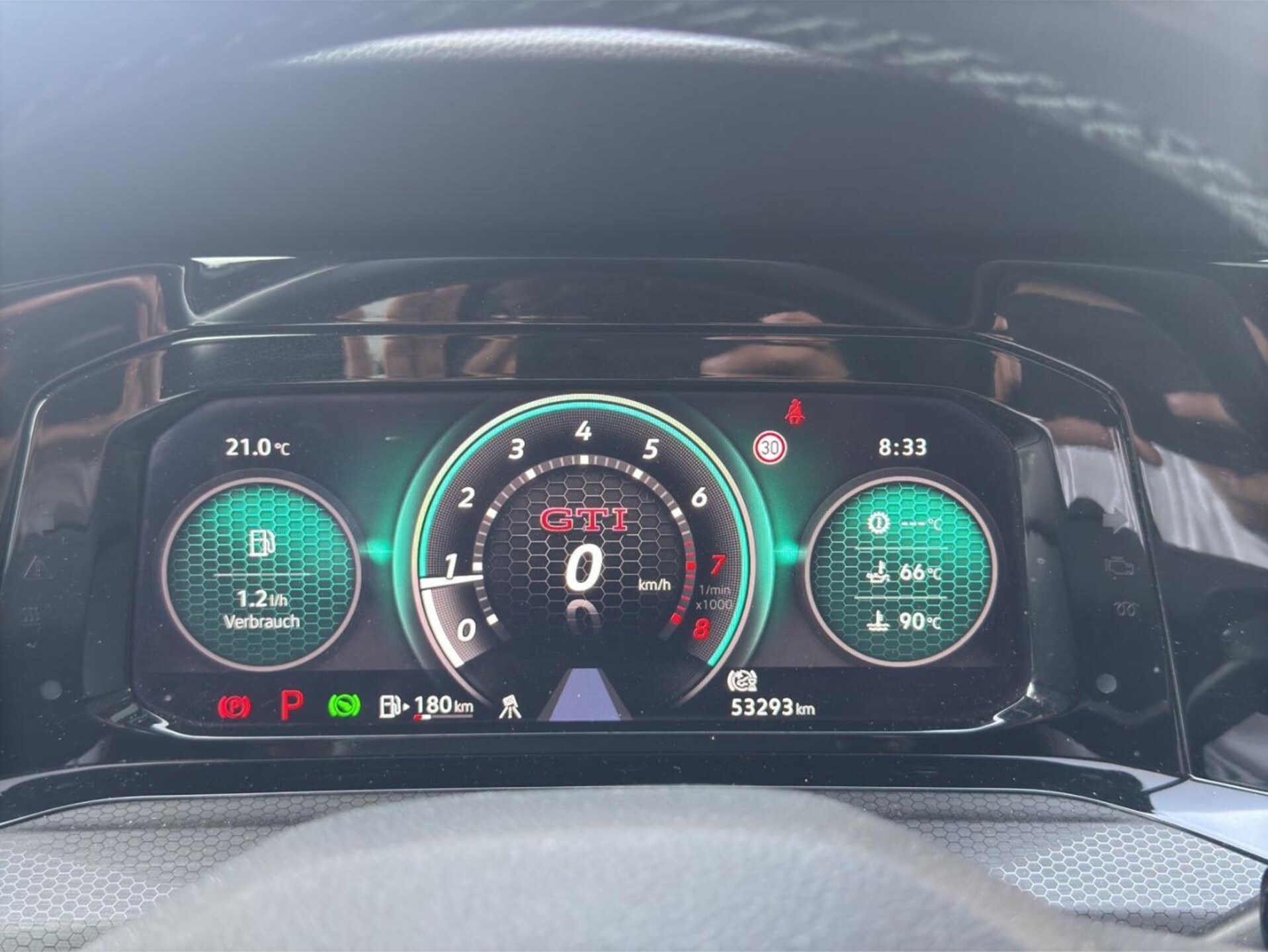 Volkswagen Golf GTI