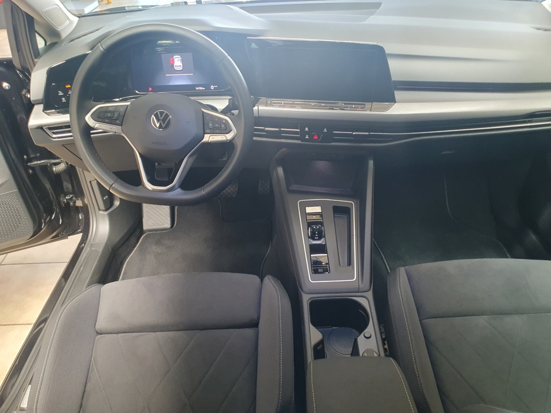 Volkswagen Golf Style