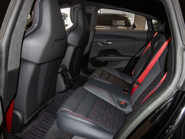 Audi e-tron GT RS