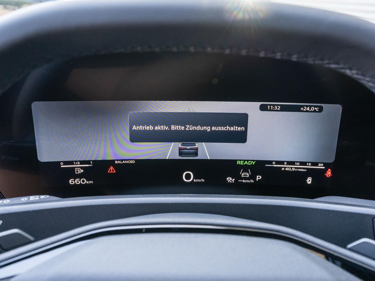 Bild über Audi Q3 SUV TFSI 110 kW S tronic - für weitere Informationen kontaktieren Sie den Audi Partner