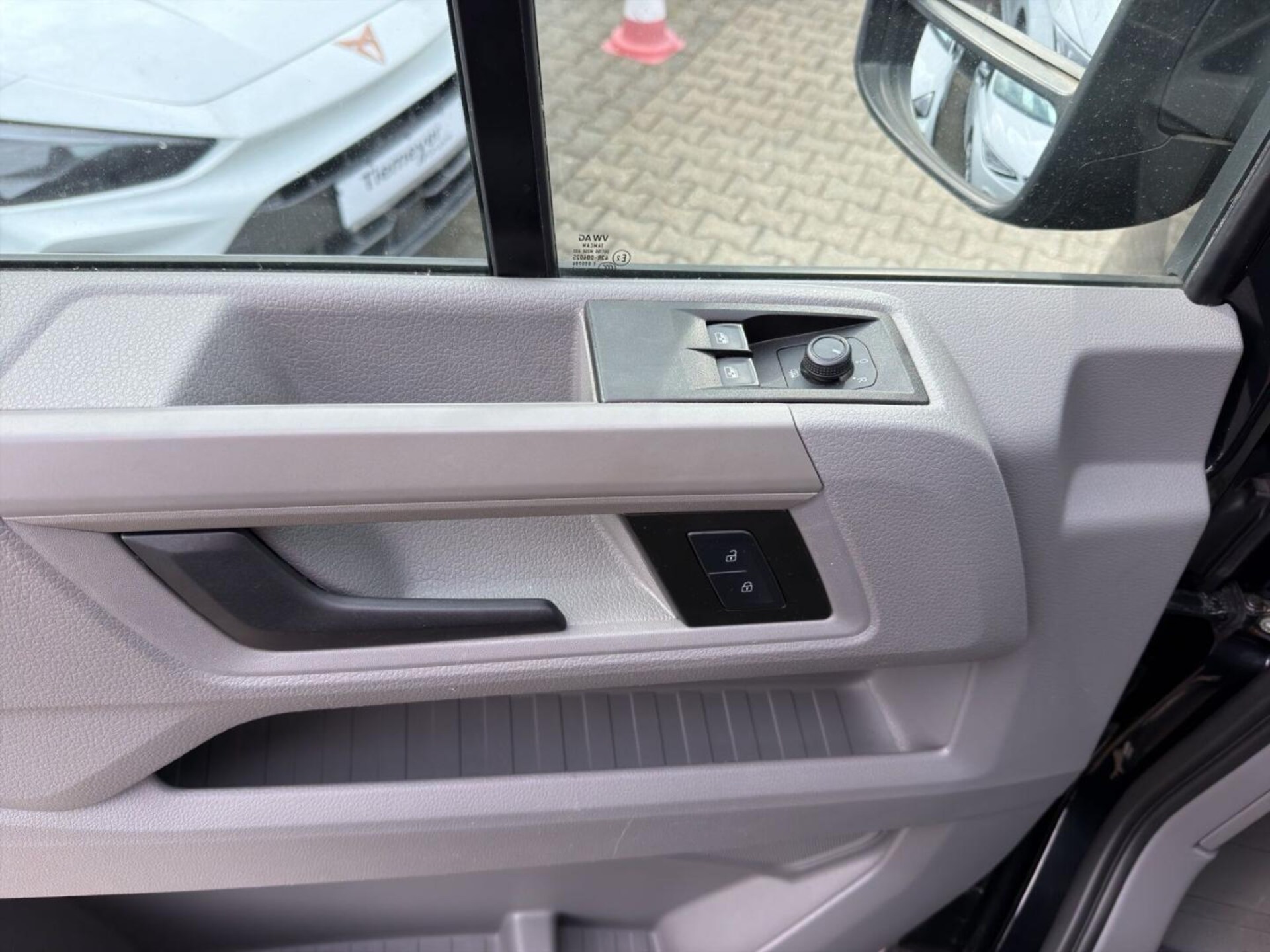 Volkswagen Crafter Kasten langer Radstand