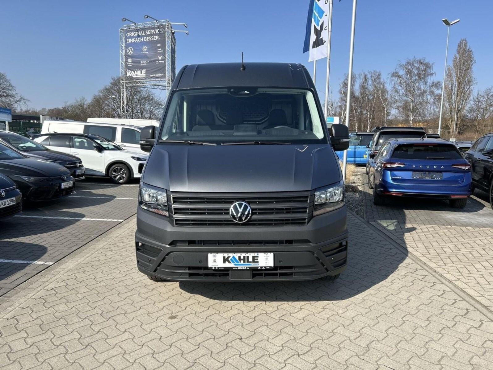 Volkswagen Crafter Kasten mittlerer Radstand – Bild 4