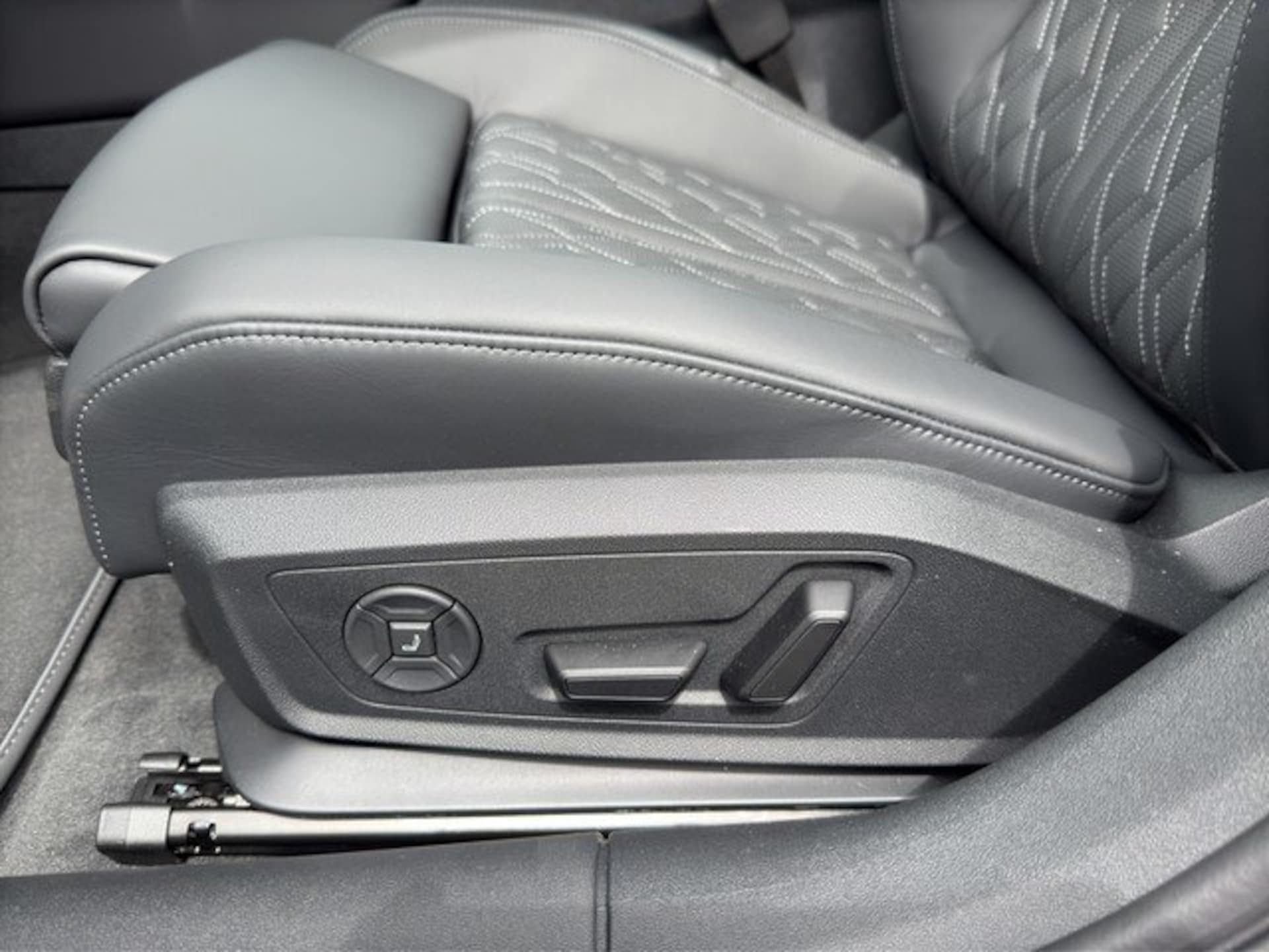 Audi A6 Limousine