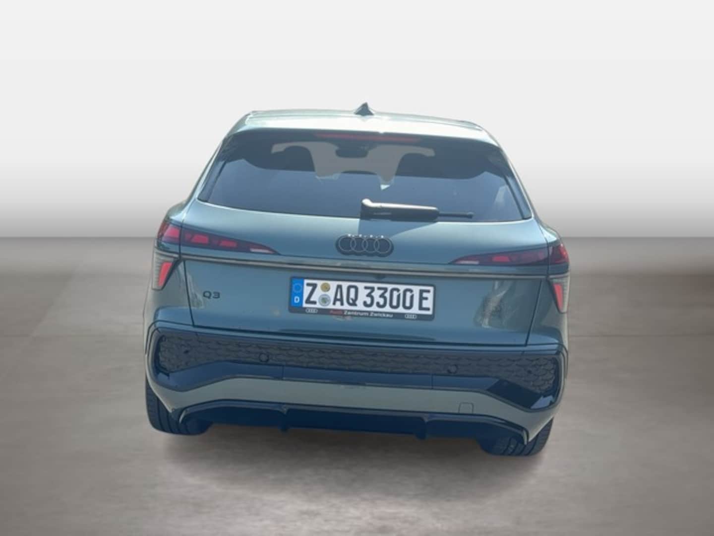 Bild über Audi Q3 SUV e-hybrid e-hybrid 200 kW S tronic - für weitere Informationen kontaktieren Sie den Audi Partner