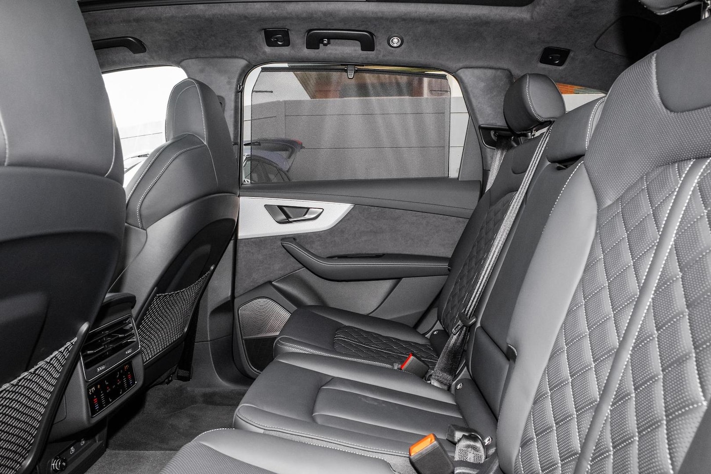 Image about Audi SQ7 SUV TFSI quattro tiptronic