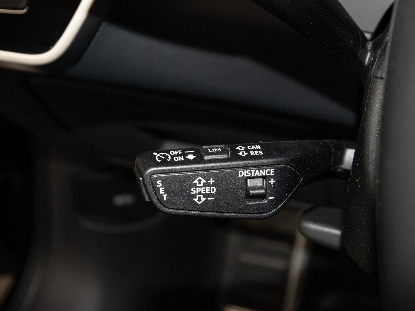 Bild über Audi S6 Avant TDI quattro tiptronic - für weitere Informationen kontaktieren Sie den Audi Partner