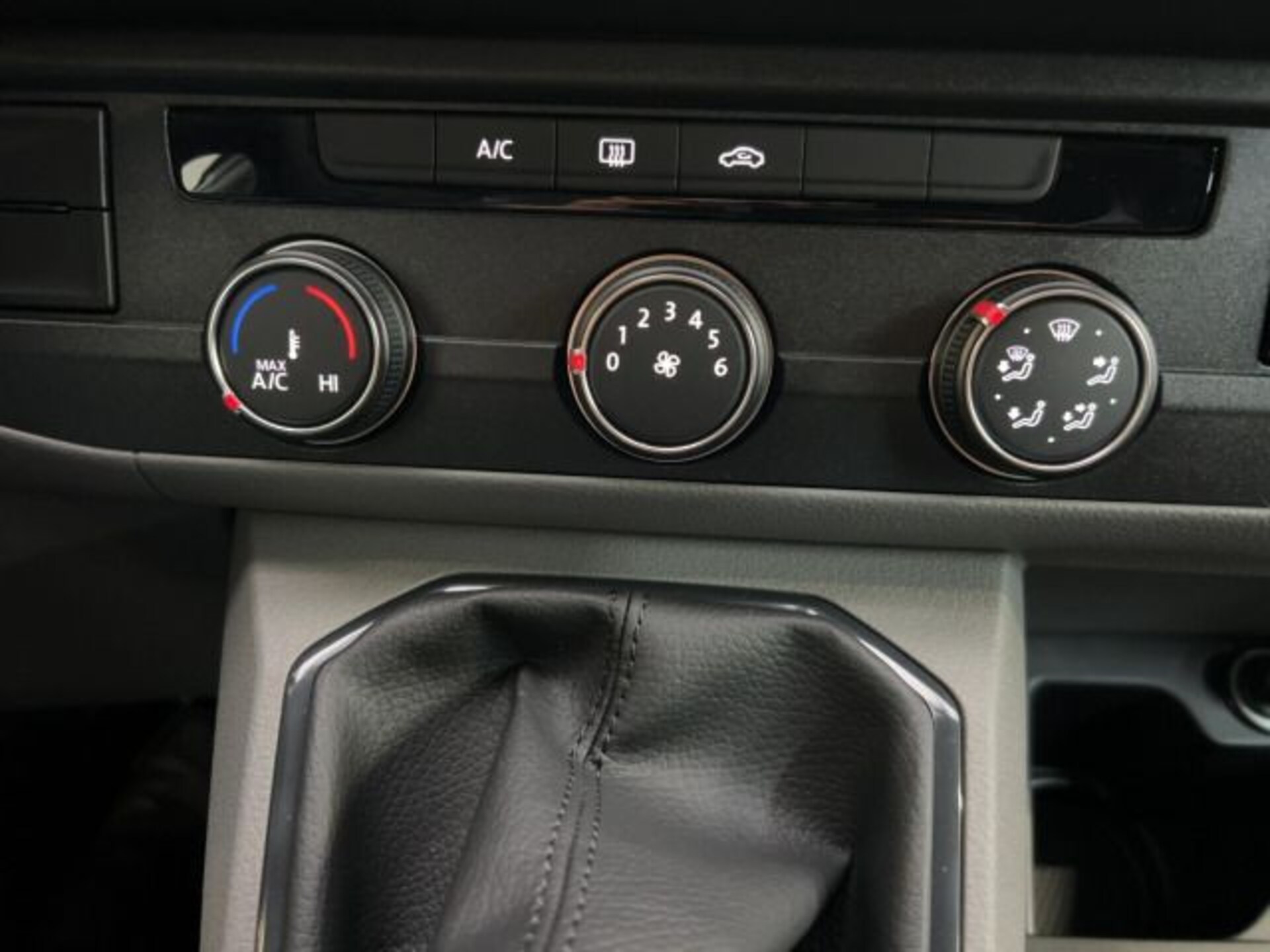 Volkswagen T6.1 Transporter Kasten kurzer Radstand