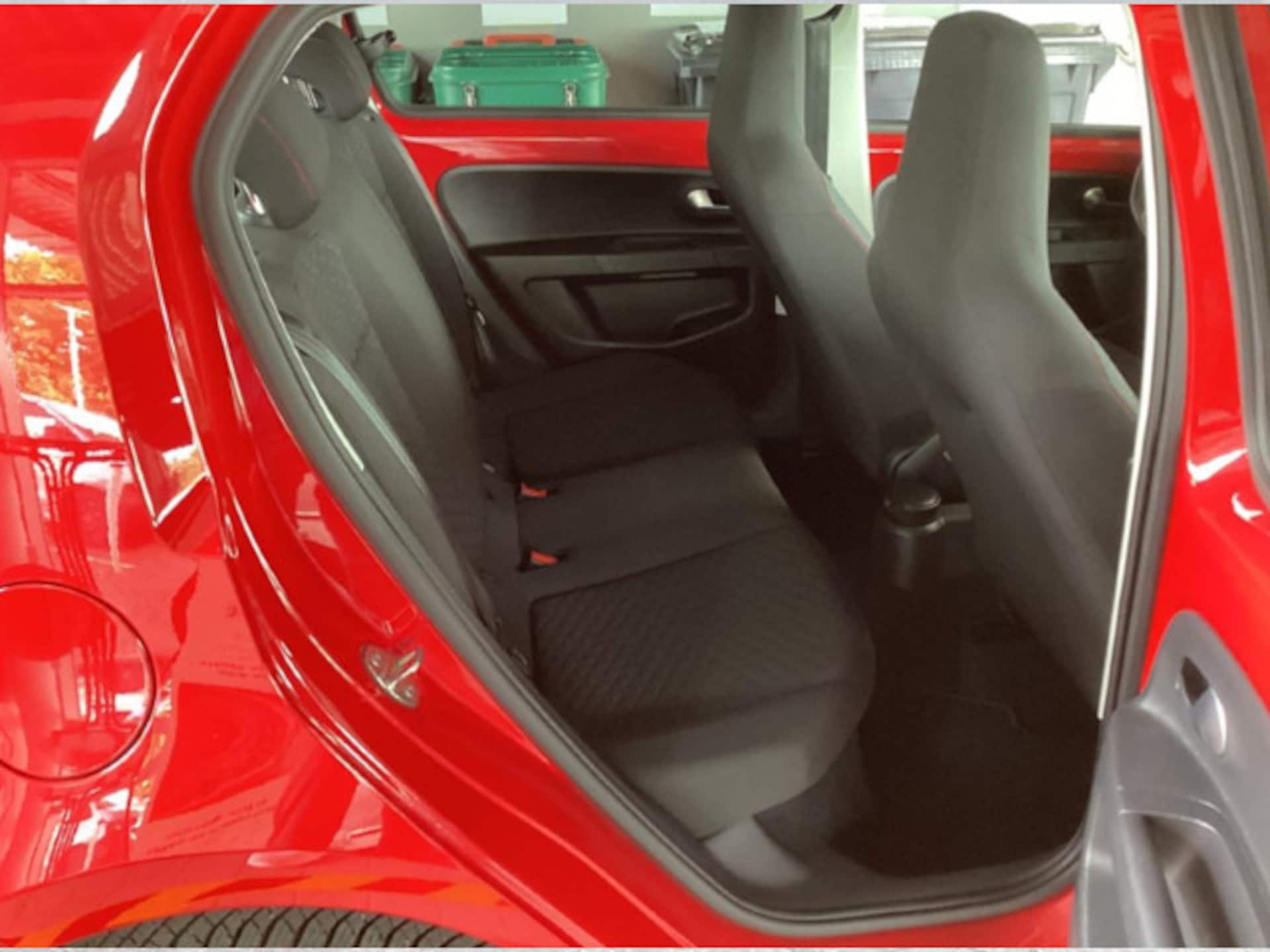 Volkswagen up! join up!