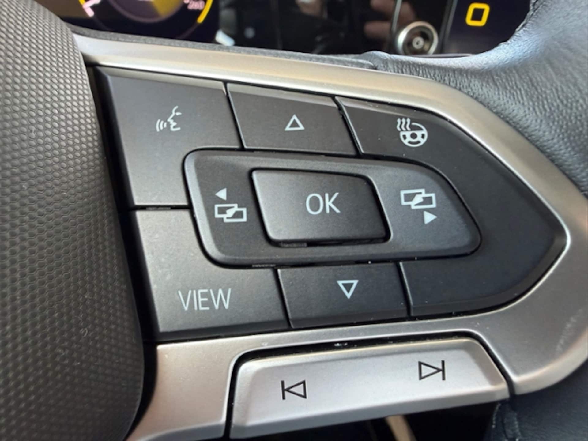 Volkswagen Golf Style